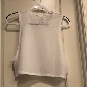Muscle crop tank